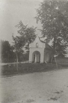 Kaplička na rozcestí k Brodu a Lázu z poloviny 19. století (tzv. Höckova)